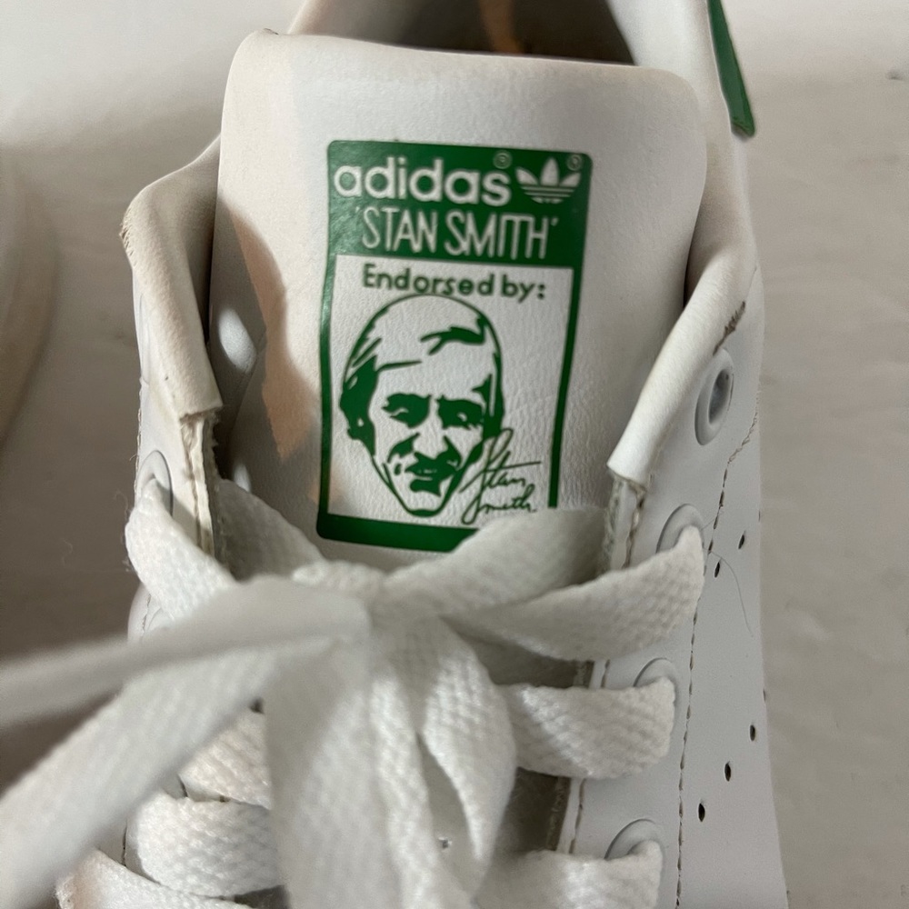 Adidas Stan Smith Men’s Size 8.5 White Sneaker View 2